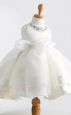 Vestidos de bautizo para niÃ±a de 2 aÃ±os 2019: Sleeveless shirt,  Ball gown,  Cute Baptism Dresses  