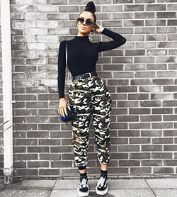 Street style baddie tomboy outfits: Camo Pants  