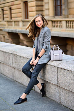 Wear with long blazer, Casual wear: Slim-Fit Pants,  Suit jacket,  Business Casual Shoes  