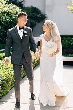 Dress For A Country Wedding, Wedding dress, Wedding reception: Wedding dress,  Flower Bouquet,  Wedding reception,  Haute couture,  Tuxedo  
