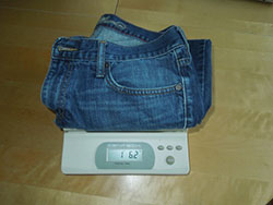 How Much Do jeans weigh: 