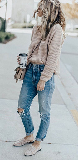 Trendy and elegant fall outfits 2018, Casual wear: Polo neck,  Smart casual,  Street Style,  Casual Outfits,  Skinny Women Outfits  