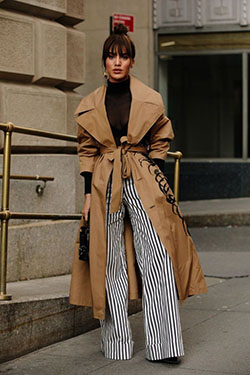 Tan brown coat with plazzo: Street Style,  Trench coat,  Fashion week,  New York,  Haute couture,  Brown Outfit,  Camel coat,  Wool Coat,  Burberry Trench,  Brown Coat,  beige coat  