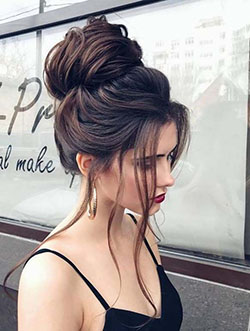 Wow! Check these amazing summer hairstyle, Long hair: Long hair,  Bun Hairstyle  