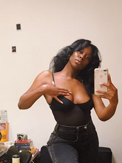 Dark black women selfie, Dark skin: Black people,  Dark skin,  African Americans,  Black Women,  Duckie Thot  