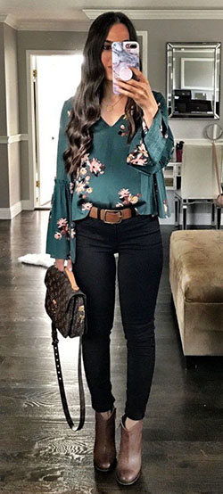 Floral tops with black jeans: Slim-Fit Pants,  Floral design,  Business Outfits,  Floral Outfits  