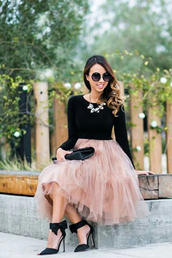 Pink tulle skirt outfit, Ballerina skirt: party outfits,  Ballerina skirt,  Birthday outfits,  Casual Outfits  
