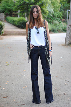 Street style flare jeans, Street fashion: Harem pants,  Haute couture,  Bootcut Jeans  