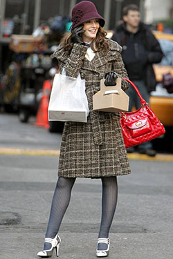 Awesome cool gossip girl hats and tughts: Blake Lively,  Blair Waldorf,  Leighton Meester,  Tights outfit,  Bucket hat  