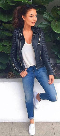 Leather Jacket Outfit For Women: Leather jacket,  fashion model,  Fall Outfits,  Photo shoot  