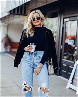 90s high rise loose fit in fall out: School Outfit,  Mom jeans,  Grunge fashion,  Casual Outfits  