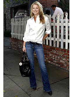 Ali larter en jeans look flare: blue jeans outfit,  shirts,  Casual Outfits  