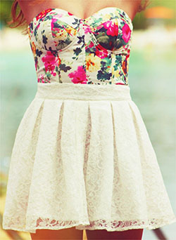 Irresistible fashion tips for crop tops outfits: Crop top,  Sleeveless shirt,  Skirt Outfits,  Floral design,  Casual Outfits  