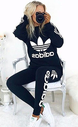 Red adidas leggings outfit, Crop top | Baddie Adidas Outfit | Adidas ...