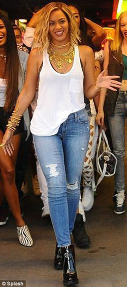 Dreamy designs for beyonce casual style, Hip hop music: blue jeans outfit,  Kanye West,  Jay Z,  Nicki Minaj,  Casual Outfits  