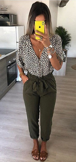 These are totally insane sommer hosen outfits, Smallstuff Grey bukser: Casual Outfits,  Brunch Outfit  