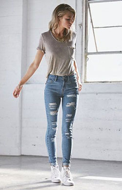 Light blue ripped jeans outfit: Ripped Jeans,  Slim-Fit Pants,  Casual Outfits,  Skinny Women Outfits  
