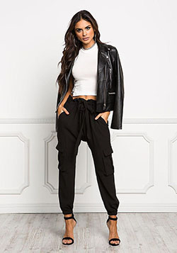Select the best black jogger outfits: Crop top,  Casual Outfits,  Jogger Outfits  