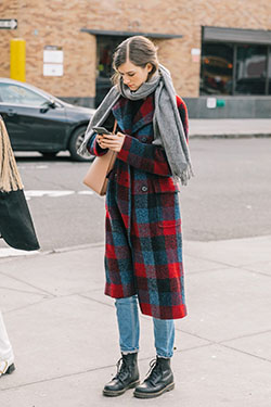 Combinar botas negras cordones rojos: Boot Outfits,  Navy blue  