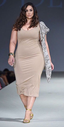 Just great! chubby outfit, Fashion To Figure: Plus size outfit,  Petite size,  Plus-Size Model,  Tanesha Awasthi  