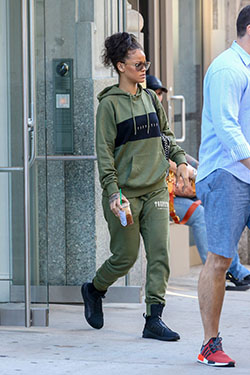 Slim girls ideas for rihanna august 23, Hood By Air: Kylie Jenner,  Kendall Jenner,  New York,  Rihanna Style  