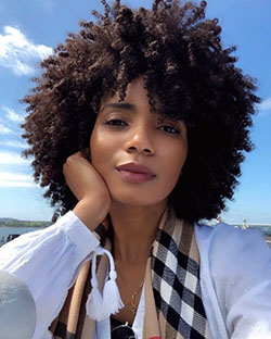 All purpose black hair, Curly Girl Method: Hair Color Ideas,  Hairstyle Ideas,  Jheri Curl,  Black Women,  Cabelo cacheado  