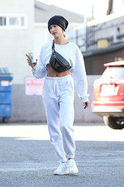 These are must see hailey bieber sweatpants, Hailey Rhode Bieber: Selena Gomez,  Justin Bieber,  Street Style,  Sweatpants Outfits  