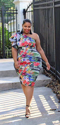 Daily style fashionable curve clothes, Plus Size Dress: Plus size outfit,  Wedding dress,  Plus-Size Model,  Clothing Ideas  