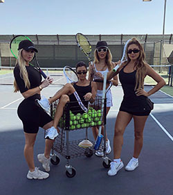 Amanda Lee Hot Photos, Kourtney Kardashian, Tennis shots: Kourtney Kardashian,  Hot Instagram Models,  Tennis player  