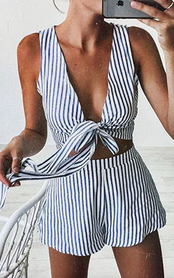 Best Crop top Outfits For Summer: Romper suit,  Crop top,  Jumpsuits Rompers,  Travel Outfits  