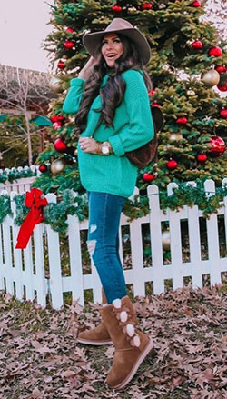 Outfit Ideas With Sweaters, Koolaburra by UGG, Winter clothing: winter outfits,  Christmas tree,  Sweaters Outfit  