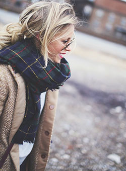 Dresses With Scarves, Winter clothing, Neck gaiter: winter outfits,  Scarves Outfits  