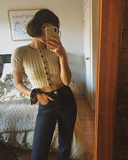 Crop top, Retro style Cropped Sweaters Outfits,: Retro style,  Sweaters Outfit,  Cropped Sweater  