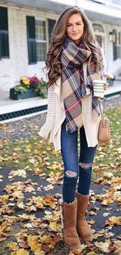 Check these latest ideas fall outfits women, Winter clothing: winter outfits,  Casual Outfits,  Uggs Outfits  