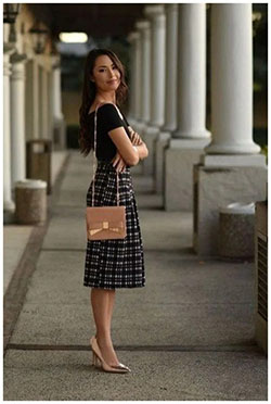 Most liked and admired feminine style, Street fashion | Outfits With Tweed  Wrap Skirt | Casual wear, High-heeled shoe, Skirt Outfits