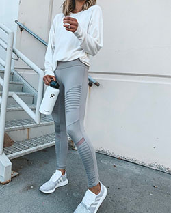 Outfit With Grey Leggings, Fitness fashion, Business casual: Business casual,  fashion goals,  Legging Outfits,  Casual Outfits  