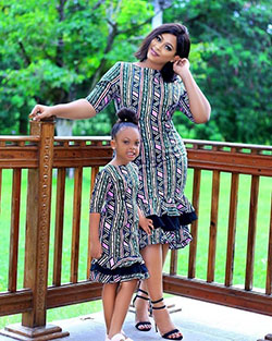 Modeles pagne mere enfant, Aso ebi: African Dresses,  Aso ebi,  Folk costume,  Ankara Outfits  