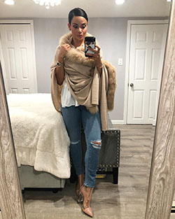 Samantha Sepulveda Instagram, Fur clothing: Fur clothing,  Hot Instagram Models  