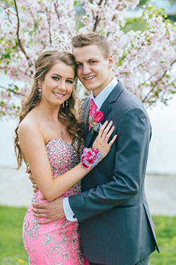 Trending and amazing prom poses couples, Mac Duggal: Wedding dress,  Evening gown,  couple outfits,  Formal wear,  Photo shoot,  Prom Suit  