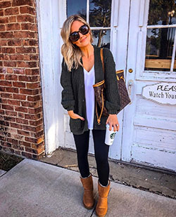 Outfits With Uggs, Casual wear, Slim-fit pants: Slim-Fit Pants,  Casual Outfits,  Uggs Outfits  