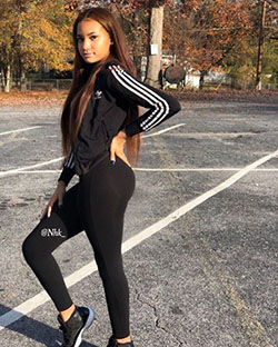 Black leggings outfit baddie, Yoga pants: Yoga pants  