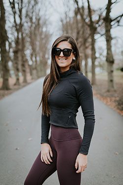 Outfits With Yoga Pants, lululemon Align, Lululemon Athletica: fashion goals,  Lululemon Athletica,  Yoga Outfits,  lululemon Align  