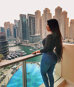 Scarlett M Rose Hot Photos, Jumeirah Beach Residence, DUBAILIFE TV: 