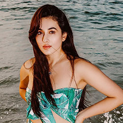 Aditi Budhathoki Bikini Instagram Pics, Mehrene Kaur Pirzada: Aditi Budhathoki,  Photo shoot,  Hot Instagram Models,  Vijay Deverakonda  