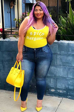 Chubby girls summer outfit stylish dress: Plus size outfit,  Plus-Size Model,  Casual Outfits,  Cute Outfit For Chubby Girl  