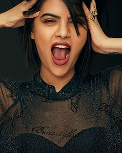 Angry Rhea Insha Instagram Image: Photo shoot,  Hot Instagram Models  