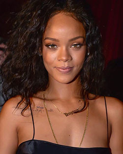 Pour It Up, Fenty Beauty Mattemoiselle: Fenty Beauty,  Rihanna Best Looks  
