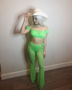 Must check out ariel winter cowgirl: Halloween costume,  Ariel Winter,  Hot Instagram Models  