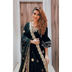 Just take a look at formal wear, Shama Sikander: Hot Instagram Models,  Shama Sikander  