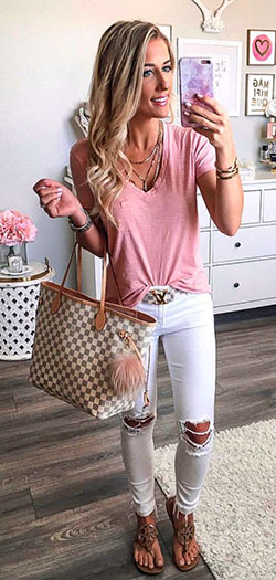 White skinny jean outfits, Slim-fit pants: Ripped Jeans,  Western wear,  Slim-Fit Pants,  Spring Outfits,  Casual Outfits  
